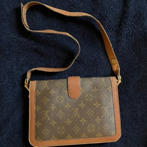 Louis Vuitton women's hand bag - Picture 2 of 4
